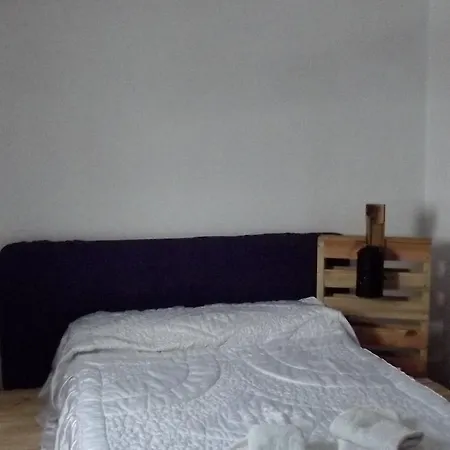 Проживание в семье Casa En La Ola *