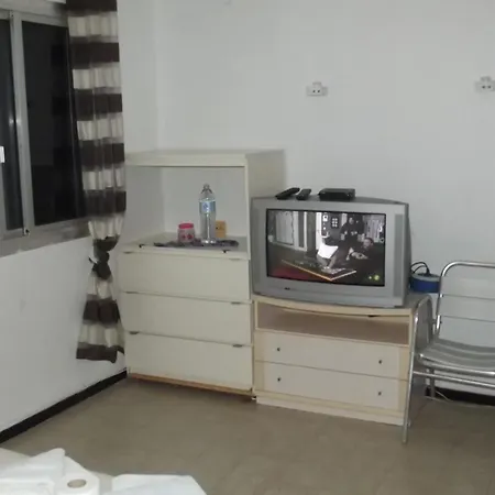 Проживание в семье Casa En La Ola *